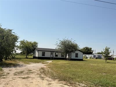 240 County Road 2723, Decatur TX 76234 - Photo 2