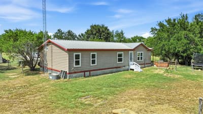 100 Shady Oaks Drive, Mineral Wells TX 76067 - Photo 5