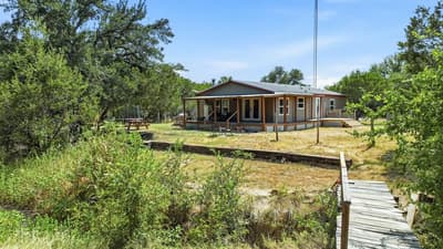 100 Shady Oaks Drive, Mineral Wells TX 76067 - Photo 4
