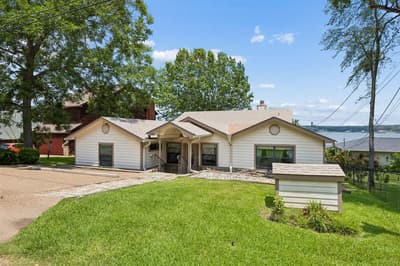 140 Pin Oak Drive, Mabank TX 75156