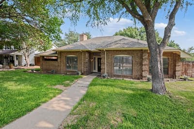 4425 Avonshire Lane, Plano TX 75093 - Photo 4