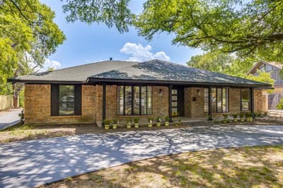 8613 Marys Creek Drive, Benbrook TX 76116 - Photo 4