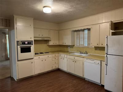 208 SW 4th Street, Kerens TX 75144 - Photo 5
