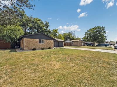 703 Whitener Road, Euless TX 76040 - Photo 2