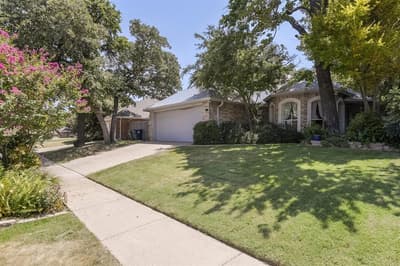 4908 Arborgate Drive, Arlington TX 76017