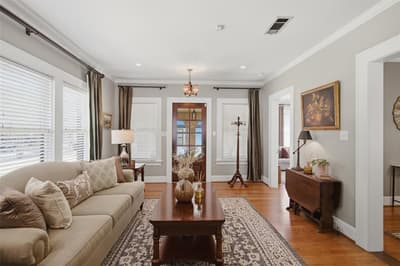 838 Salmon Drive, Dallas TX 75208 - Photo 4