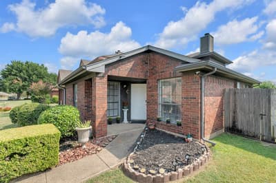 2111 Prairie Creek Trail, Garland TX 75040 - Photo 4