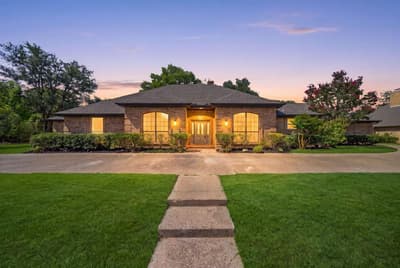 6812 Battle Creek Road, Fort Worth TX 76116 - Photo 2