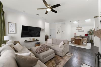 8609 Old Oak Drive, Irving TX 75063 - Photo 3
