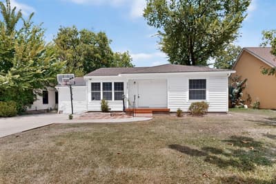 1317 Lakeside Drive, Garland TX 75040