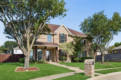 7101 Dutch Elm Court, Garland TX 75044 - Photo 2