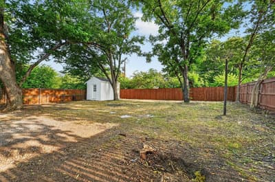 1721 IDA Street, Arlington TX 76010 - Photo 2