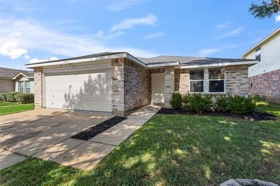 9121 Riding Stable Lane, Fort Worth TX 76123 - Photo 3