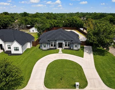 921 Delk Drive, Arlington TX 76013 - Photo 4