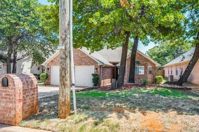 1521 Morrison Drive, Fort Worth TX 76112 - Photo 2