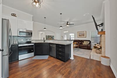 1216 N Elm Street, Weatherford TX 76086 - Photo 4
