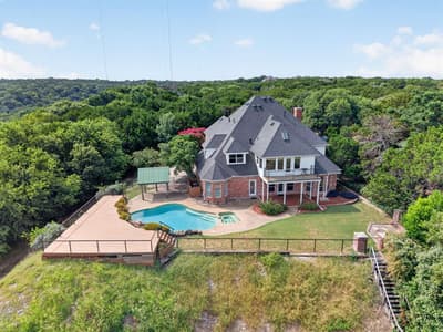 616 Redbud Court, Cedar Hill TX 75104 - Photo 2