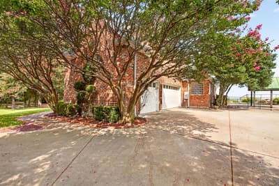 616 Redbud Court, Cedar Hill TX 75104 - Photo 4