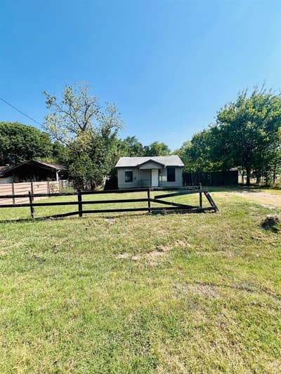 8332 Midland Lane, Dallas TX 75217