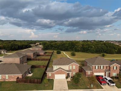 2208 Frio River Road, Glenn Heights TX 75154 - Photo 5