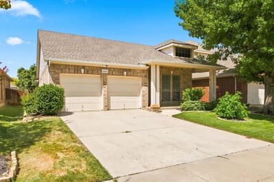 4641 Prickly Pear Drive, Fort Worth TX 76244 - Photo 3