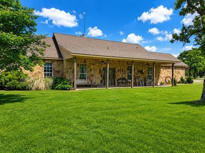 426 County Road 3435, Paradise TX 76073 - Photo 2
