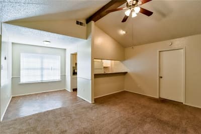 708 Woodland Court, Kennedale TX 76060 - Photo 4