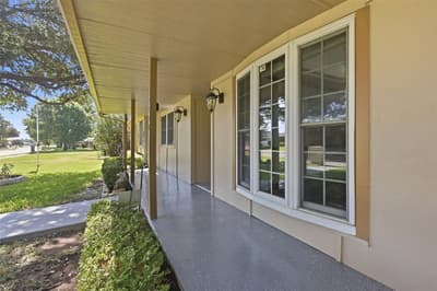 1550 Oak Creek Drive, Lewisville TX 75077 - Photo 4