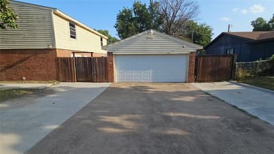 833 James Street, Azle TX 76020 - Photo 2