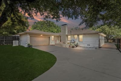 7223 Edgerton Drive, Dallas TX 75231 - Photo 2