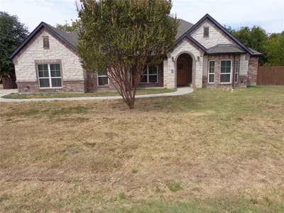 6617 Sunshine Valley Drive, Arlington TX 76016 - Photo 2
