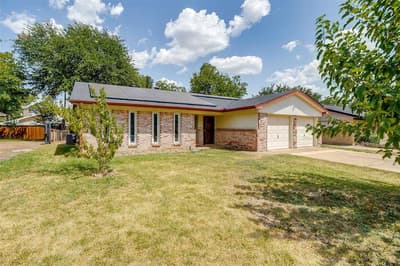 2617 Magnolia Drive, Irving TX 75062 - Photo 2
