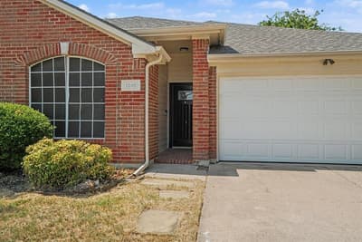 1010 Barkridge Drive, McKinney TX 75069 - Photo 4
