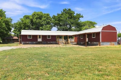 933 Scott, Honey Grove TX 75446