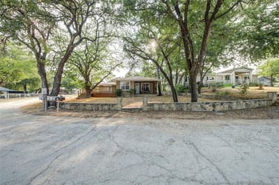 259 Dock Street, Bridgeport TX 76426 - Photo 2