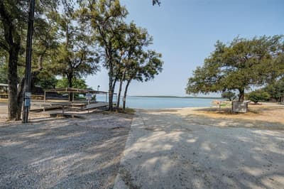 259 Dock Street, Bridgeport TX 76426 - Photo 4