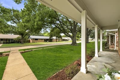 10419 Royalwood Drive, Dallas TX 75238 - Photo 2