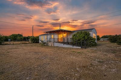 3205 Oak Hill Drive, Granbury TX 76048