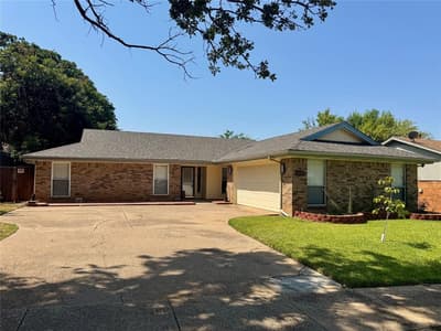 3104 Sugar Street, Bedford TX 76021