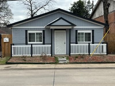 2516 Metropolitan Avenue, Dallas TX 75215