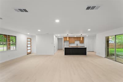 110 Hackberry Street, Lancaster TX 75146 - Photo 4
