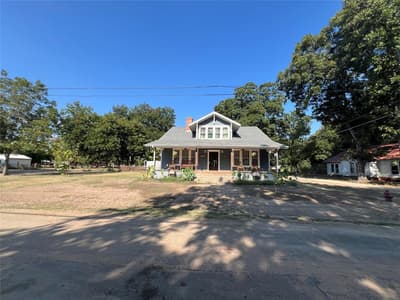 209 Pecan Street, Roxton TX 75477 - Photo 2
