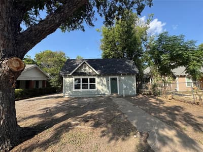 1613 N 15th Street, Waco TX 76707 - Photo 2