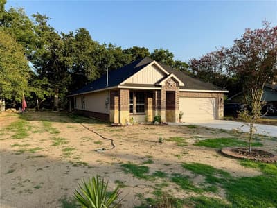 1093 Oak Ridge Drive, Oak Ridge TX 75160 - Photo 2