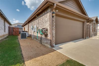 6929 Whisper Field, Fort Worth TX 76120 - Photo 3