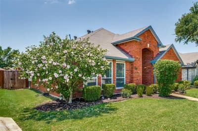 1644 Bennington Drive, Carrollton TX 75007 - Photo 2