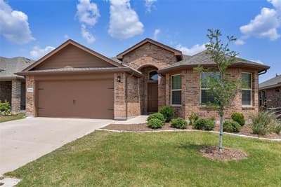 2125 Chesnee Road, Fort Worth TX 76108