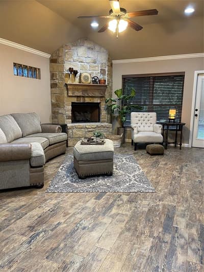 1407 Lauren Lane, Granbury TX 76048 - Photo 5