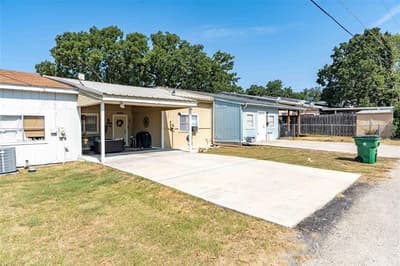 1229 Elm Court, Runaway Bay TX 76426 - Photo 5