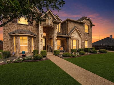906 Hidden Lakes Drive, Cedar Hill TX 75104